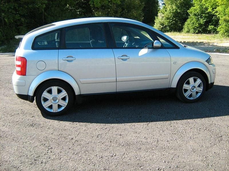Gebraucht Audi A2 75 PS (55 kW) 2005 Silber Kleinwagen
