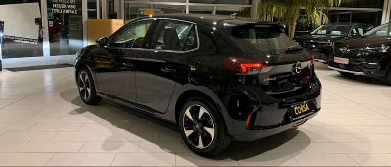 Gebraucht Opel Corsa-e Elegance 100 kW (136 PS) 2023 Schwarz Kleinwagen