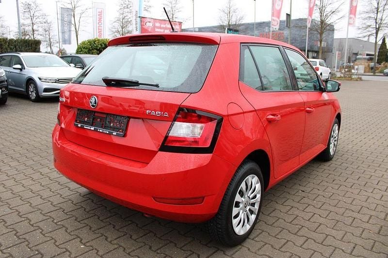 Second-hand Skoda Fabia 110 CP (80 kW) 2019 Roșu Berlinǎ
