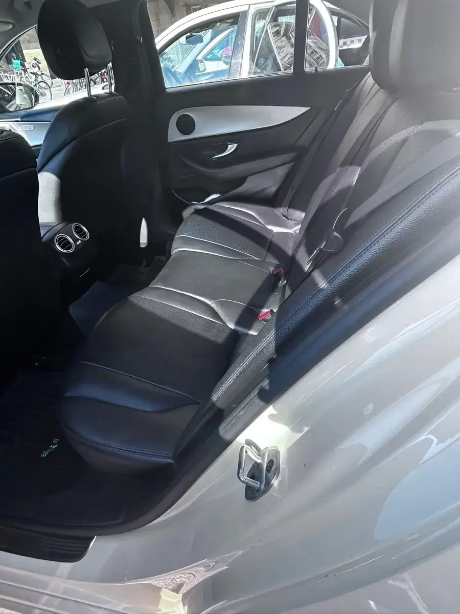 Brugt Mercedes E200 Exclusive 150 HK (110 kW) 2018 Gul Sedan