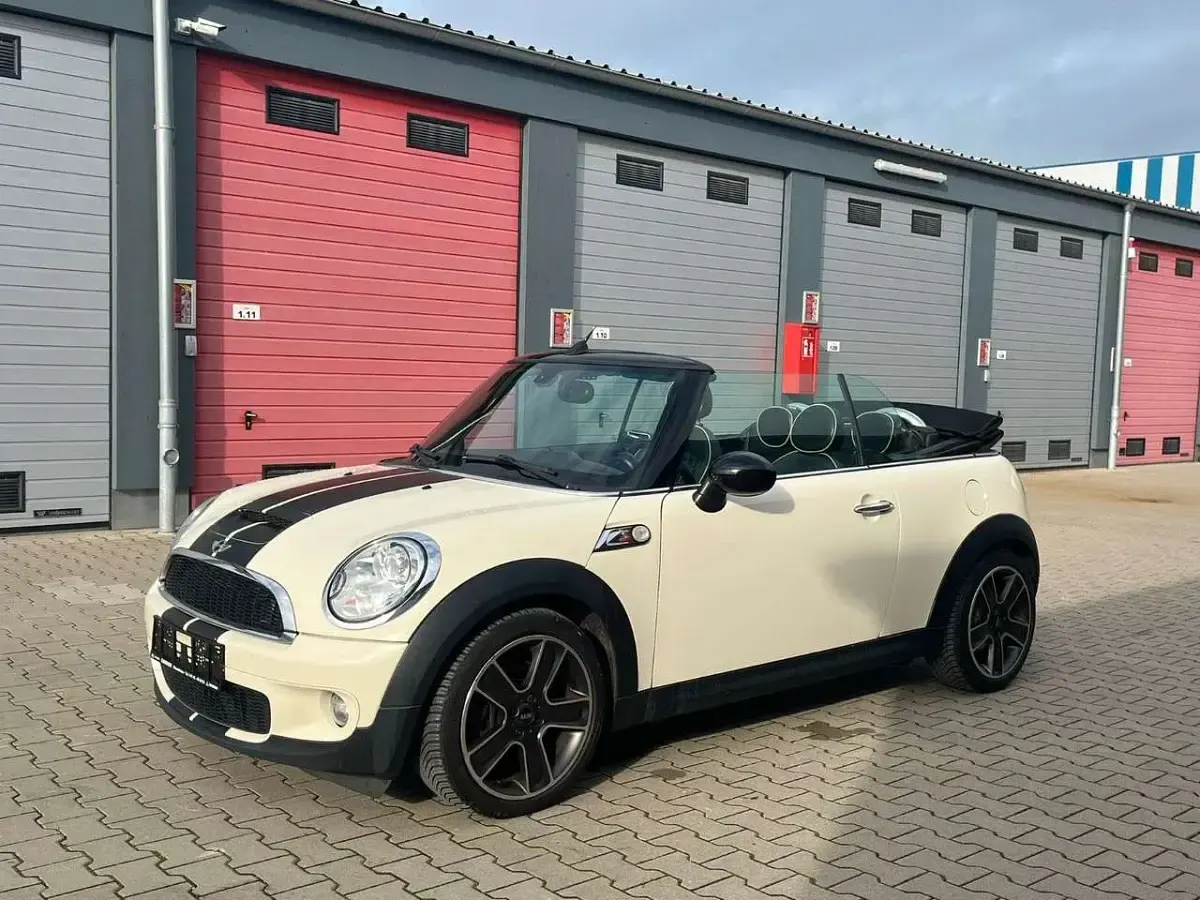 Gebraucht Mini Cooper S Cabriolet 184 PS (135 kW) 2010 Weiß Cabrio