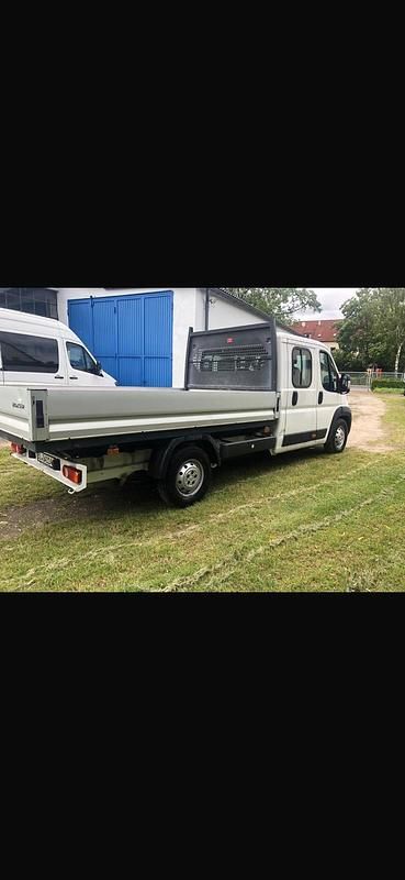 Gebraucht Peugeot Boxer 140 PS (102 kW) 2020 Weiß Van