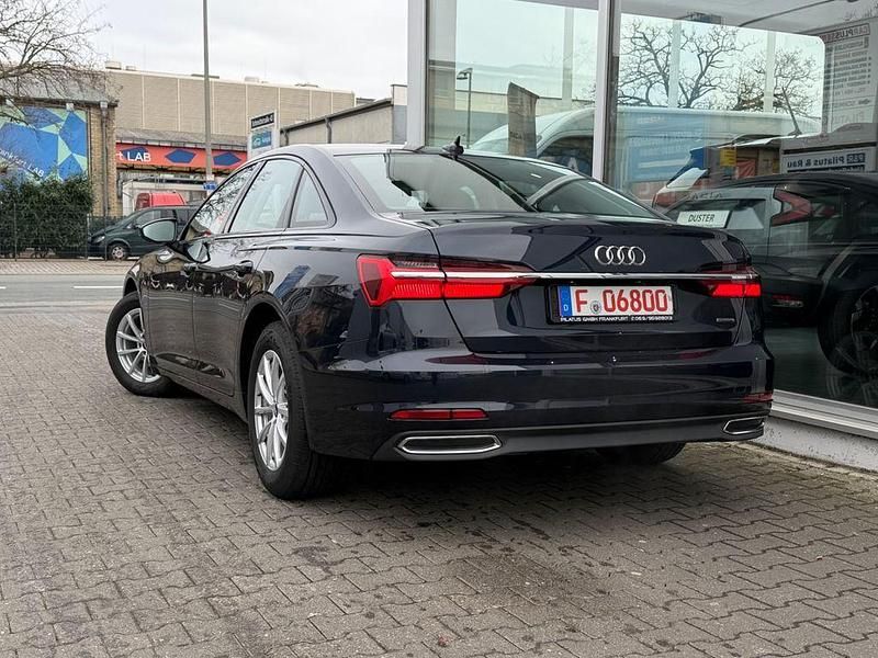 Gebraucht Audi A6 Basis 204 PS (150 kW) 2021 Blau Limousine