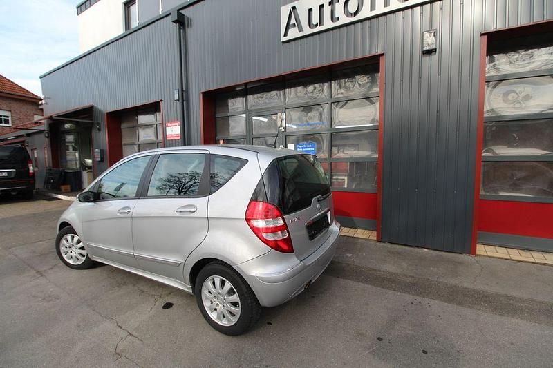 Usata Mercedes A170 Elegance 116 CV (85 kW) 2005 Argento Berlina