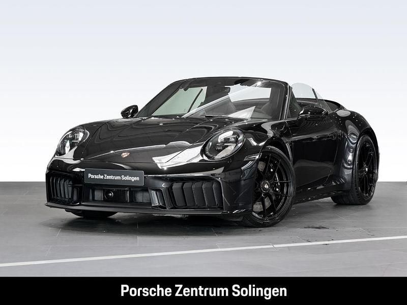 Neu Porsche 911 541 PS (397 kW) 2026 Tiefschwarzmetallic Cabrio