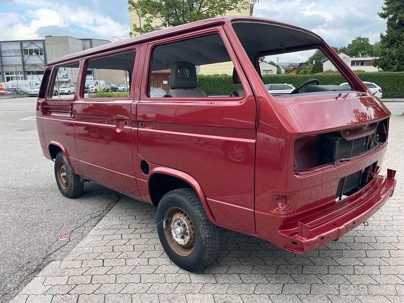 Second-hand VW Multivan 69 CP (50 kW) 1989 Roșu Monovolum