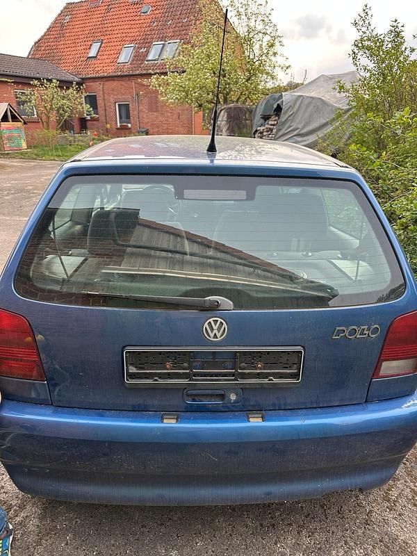 Usata VW Polo 60 CV (44 kW) 1997 Blu Utilitaria