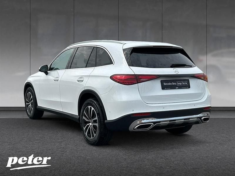 Gebraucht Mercedes GLC200 Advanced Plus 204 PS (150 kW) 2024 Manufaktur lack manufaktur opa SUV