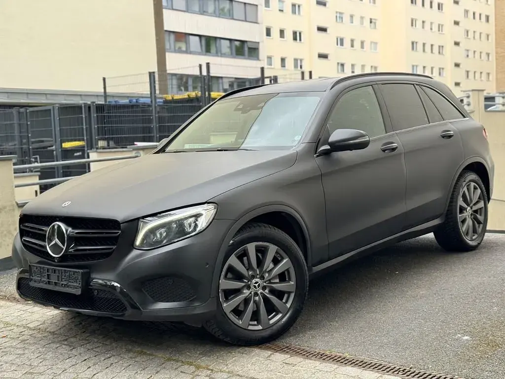 Usata Mercedes GLC350 258 CV (189 kW) 2018 Grigio SUV
