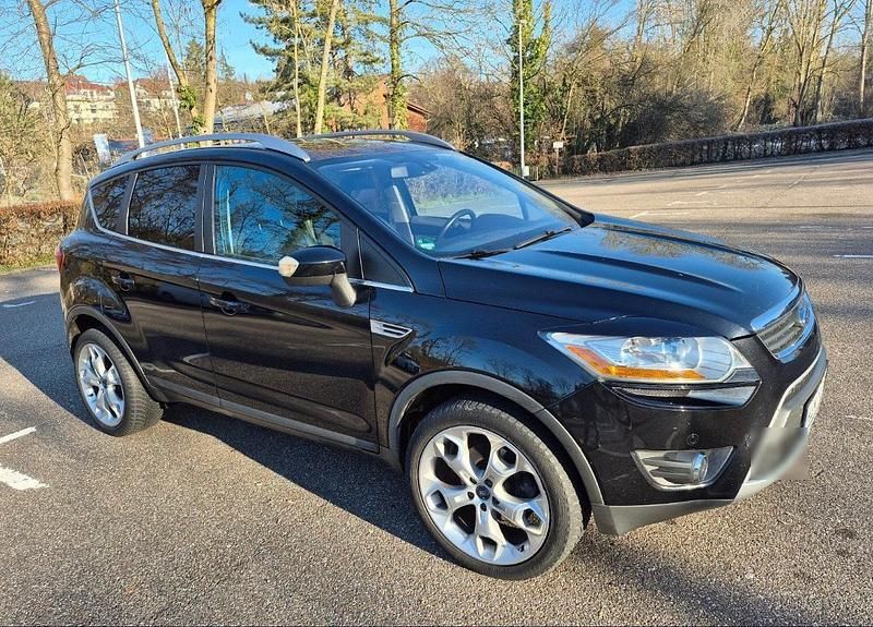 Gebraucht Ford Kuga 163 PS (119 kW) 2010 Schwarz SUV