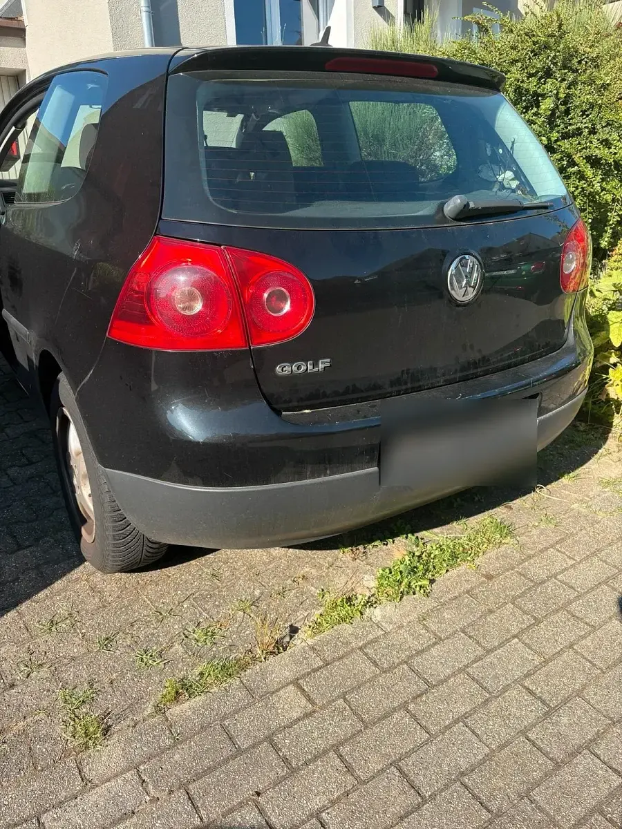 Gebraucht VW Golf V 80 PS (58 kW) 2008 Schwarz Kleinwagen