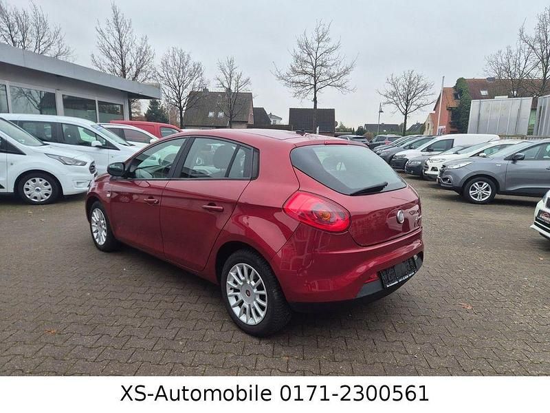 Gebraucht Fiat Bravo 90 PS (66 kW) 2011 Rot Kleinwagen