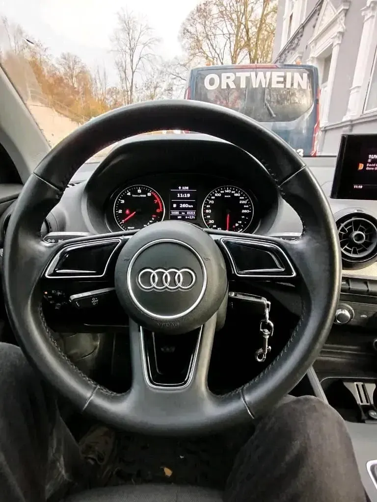 Gebraucht Audi Q2 116 PS (85 kW) 2017 Grau SUV