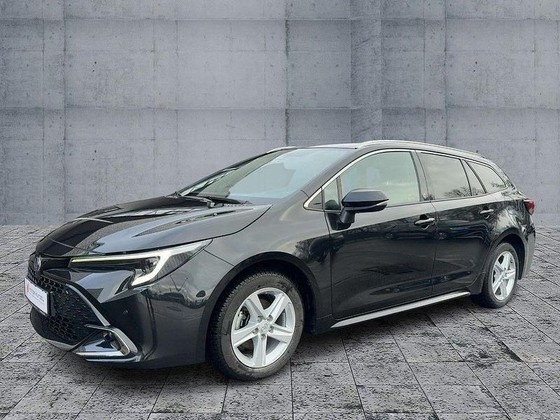 Gebraucht Toyota Corolla Team 140 PS (102 kW) 2024 Black mica / ink Kombi
