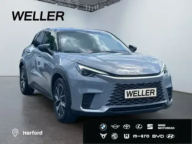 Gebraucht Lexus LBX 136 PS (100 kW) 2024 Grau SUV