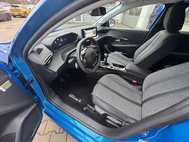 Gebraucht Peugeot 208 Allure 101 PS (74 kW) 2025 Vertigo blau Kleinwagen