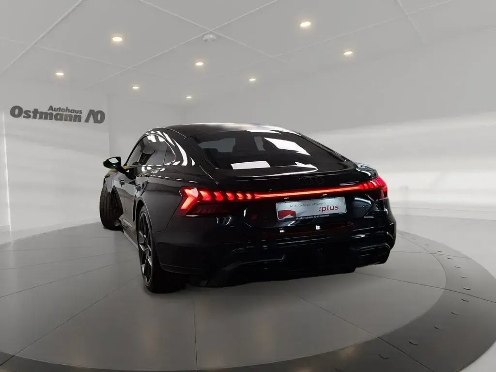 Second-hand Audi e-tron GT quattro Performance 620 kW (843 CP) 2025 Negru Berlinǎ