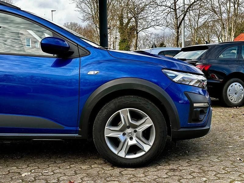 Gebraucht Dacia Jogger 110 PS (80 kW) 2022 Blau Van / Kleinbus