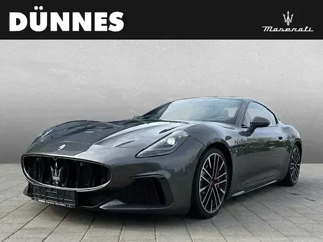 Gebraucht Maserati Granturismo 549 PS (403 kW) 2023 Coupé