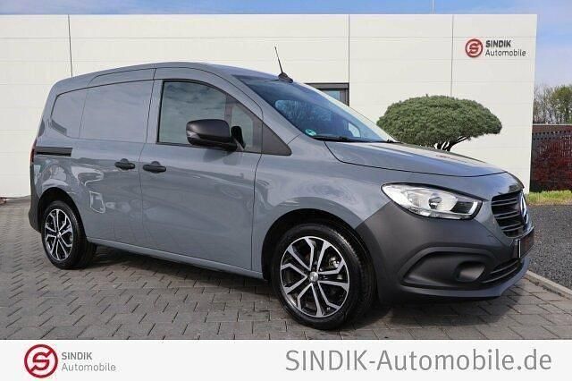 Andere Gebraucht 2023 Mercedes Citan 110 | 25.980 € (Teuer) - Bild 1/4