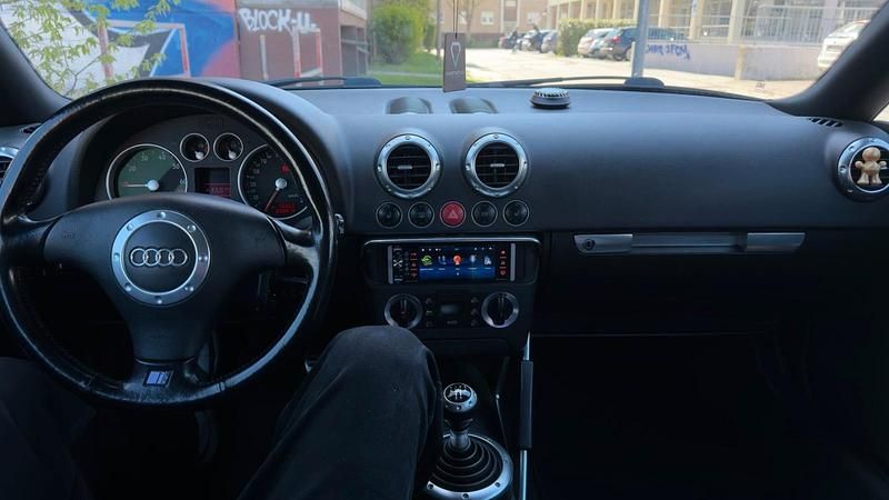 Second-hand Audi TT 180 CP (132 kW) 2000 Coupe