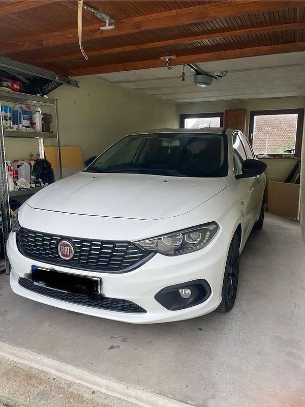 Weiß Gebraucht 2017 Fiat Tipo Kombi | 8.700 € (Fairer Preis) - Bild 1/1