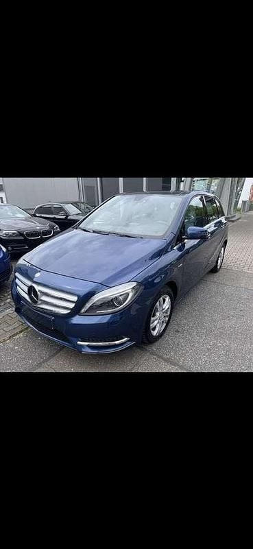 Gebraucht 2012 Mercedes 200 Kombi | 8.997 € (Superpreis) - Bild 1/4