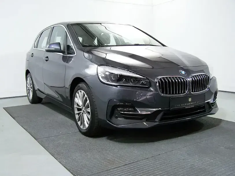 Gebraucht BMW 218 Active Tourer Luxury Line 150 PS (110 kW) 2020 Grau Van / Kleinbus