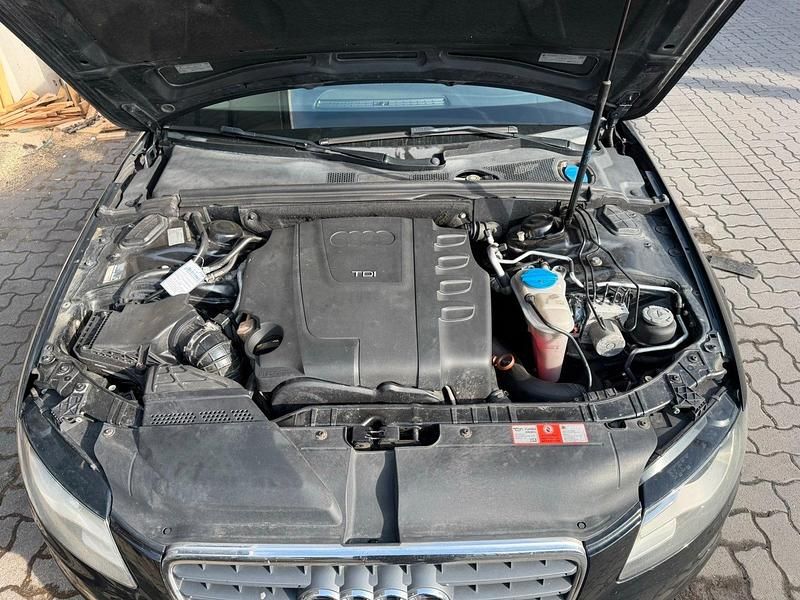 Gebraucht Audi A4 140 PS (102 kW) 2008 Schwarz Kombi