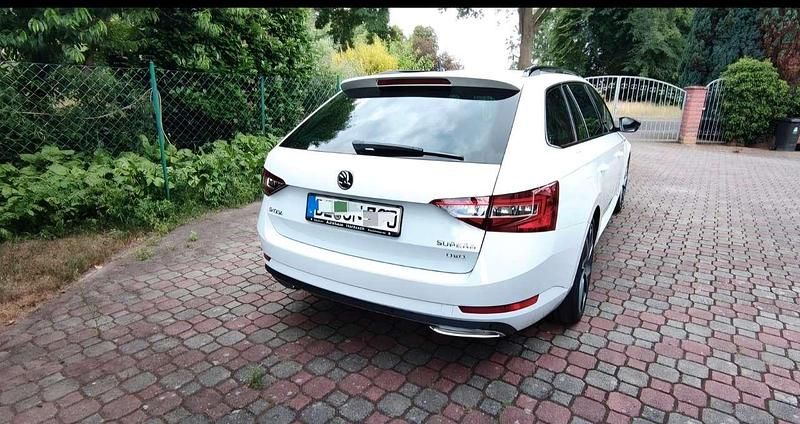 Gebraucht Skoda Superb 190 PS (139 kW) 2018 Weiß Kombi