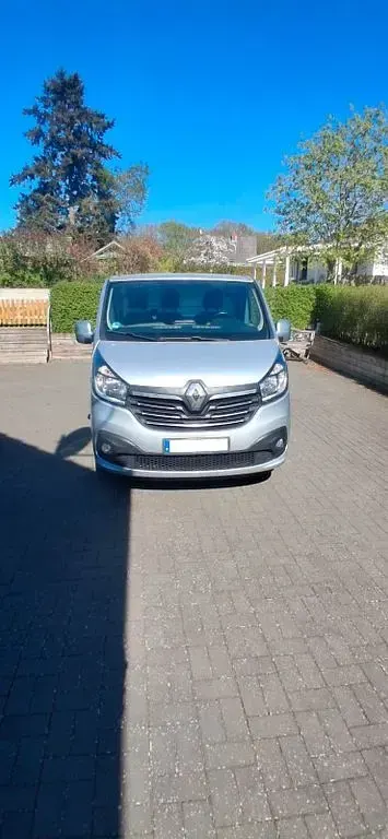 Brugt Renault Trafic 145 HK (106 kW) 2017 Sølv MPV