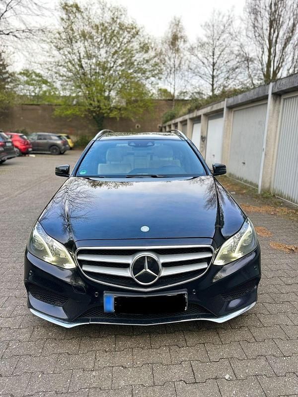 Gebraucht Mercedes E350 AMG 258 PS (189 kW) 2015 Schwarz Kombi