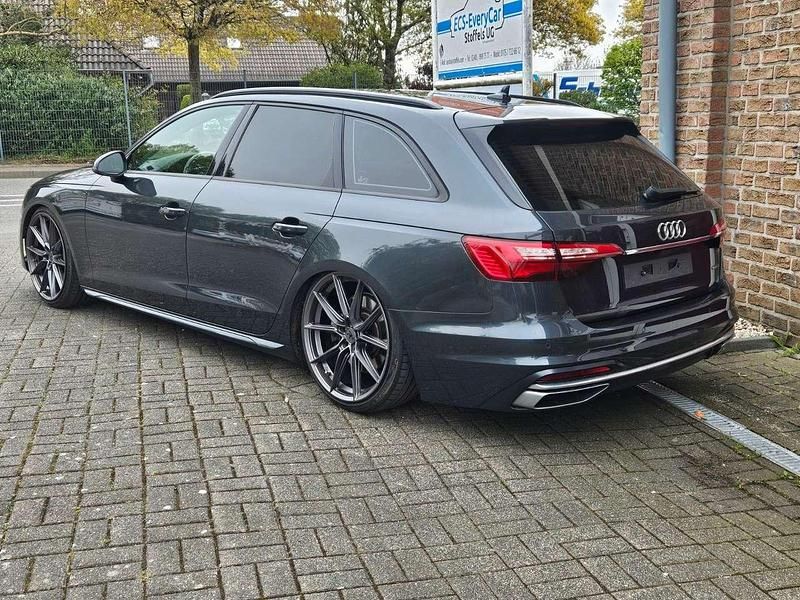 Gebraucht Audi A4 Advanced 231 PS (169 kW) 2019 Grau Kombi