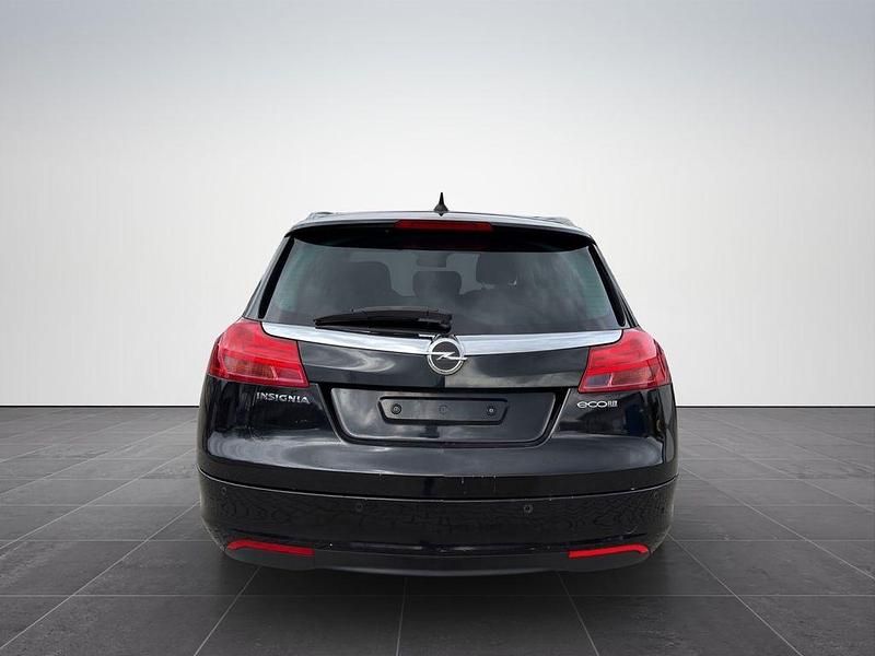 Gebraucht Opel Insignia 160 PS (117 kW) 2013 Schwarz Kombi