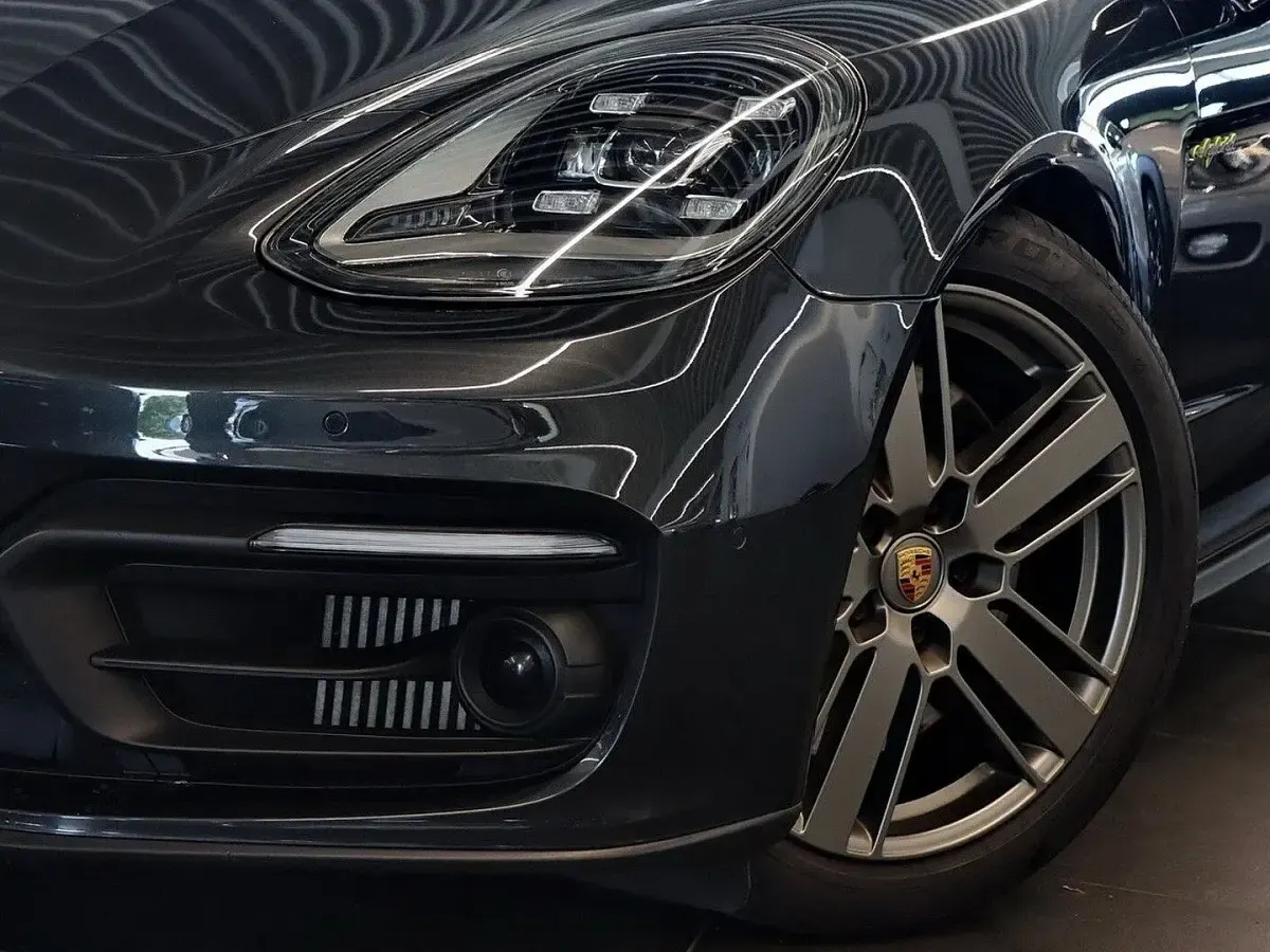 Gebraucht Porsche Panamera 4 E-Hybrid 330 PS (242 kW) 2022 Vulkangrau Kleinwagen
