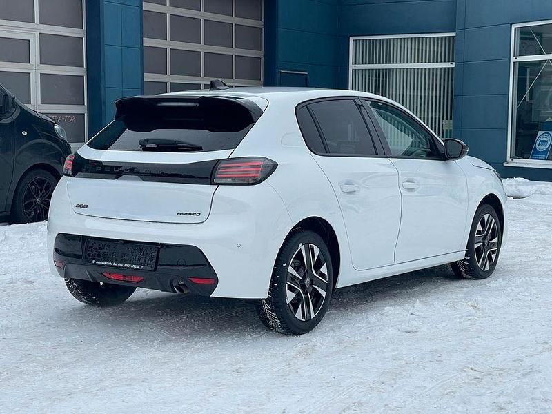 Gebraucht Peugeot 208 Allure 110 PS (80 kW) 2024 Weiß Kleinwagen