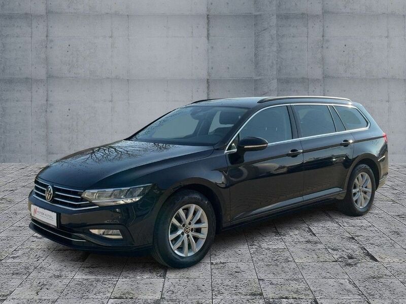Gebraucht VW Passat Business 150 PS (110 kW) 2022 Deep black perleffekt Kombi