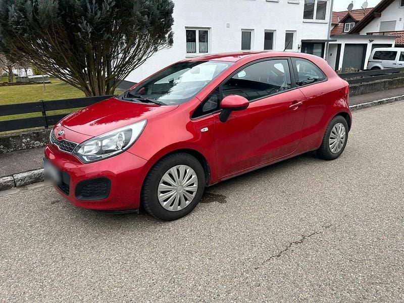 Gebraucht Kia Rio 86 PS (63 kW) 2014 Kleinwagen