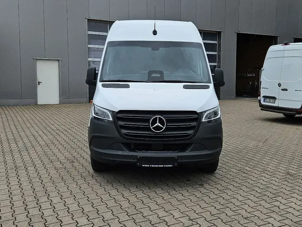 Occasion Mercedes Sprinter 170 ch (125 kW) 2024 Blanc Van