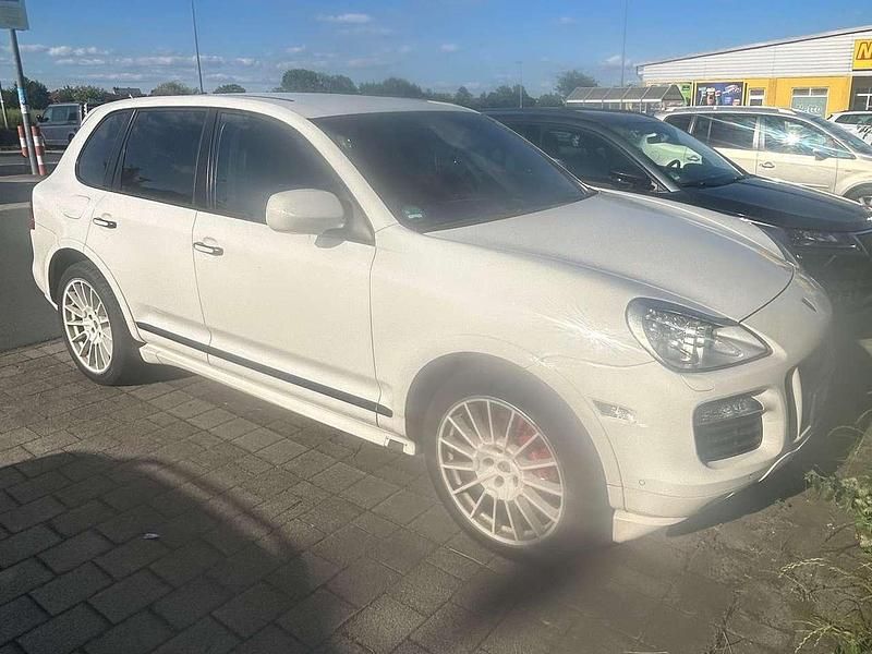 Weiß Gebraucht 2009 Porsche Cayenne Edition SUV | 26.500 € - Bild 1/4