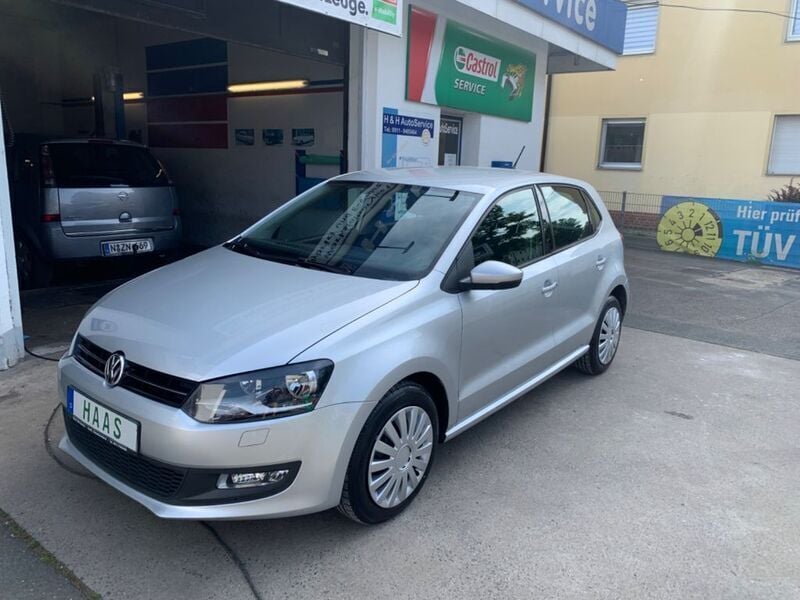 Silber Gebraucht 2011 VW Polo Limousine | 7.499 € (Fairer Preis) - Bild 1/4