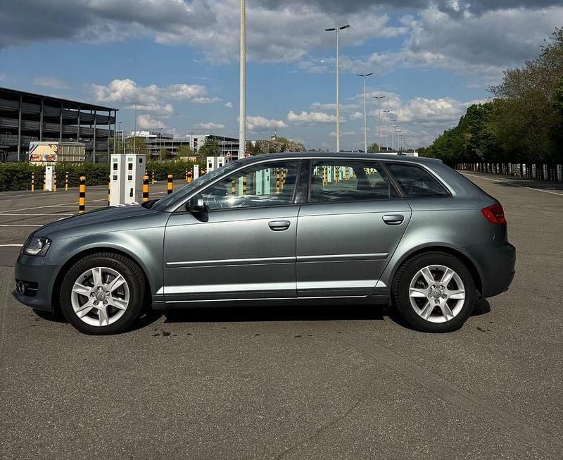 Second-hand Audi A3 Attraction 200 CP (147 kW) 2012 Gri Hatchback