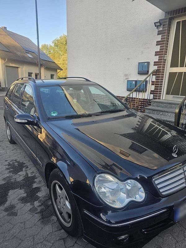 Usata Mercedes 220 2007 Nero Station wagon