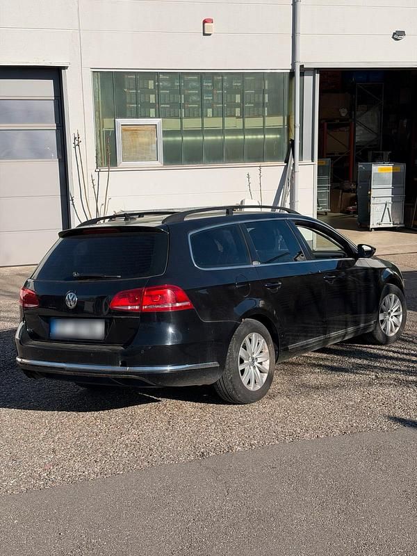 Gebraucht VW Passat 177 PS (130 kW) 2013 Schwarz Kombi
