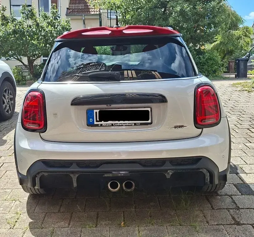 Gebraucht Mini John Cooper Works 231 PS (169 kW) 2021 Weiß Kleinwagen