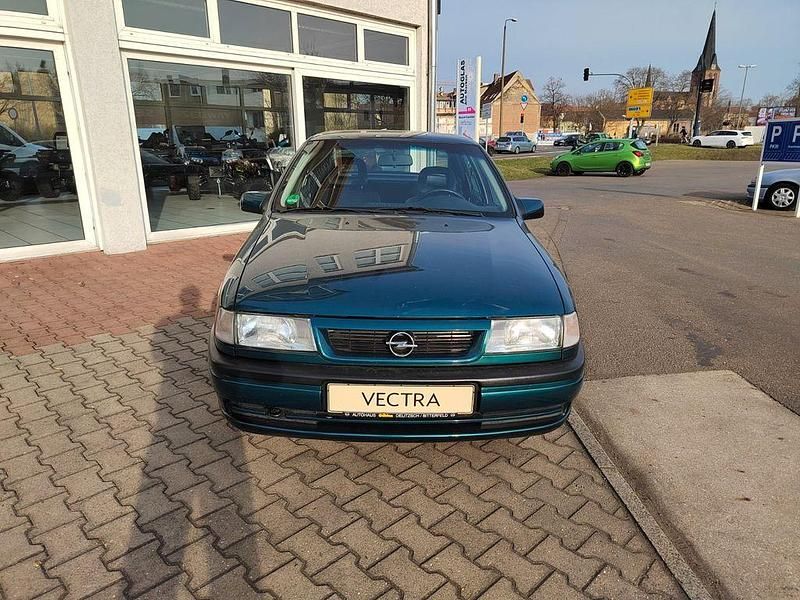 Gebraucht Opel Vectra 71 PS (52 kW) 1995 Grün Limousine