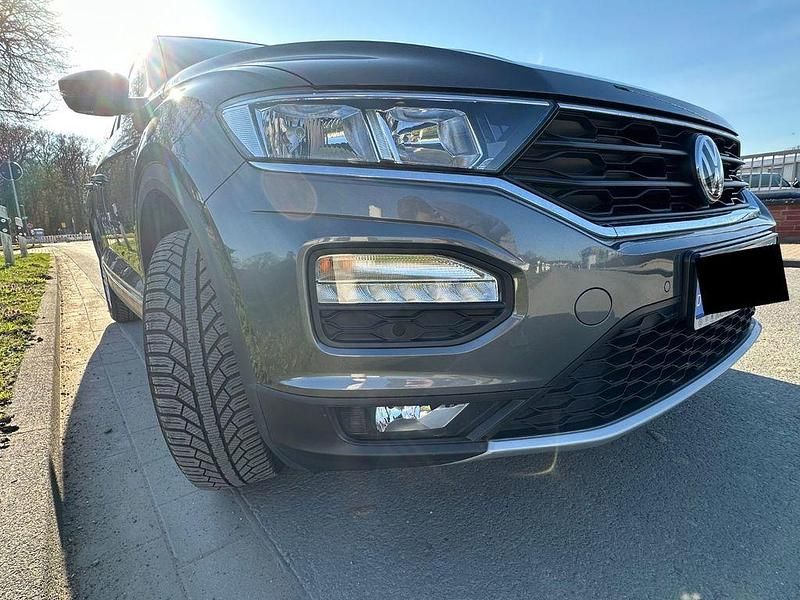 Gebraucht VW T-Roc Style 150 PS (110 kW) 2020 Grau SUV