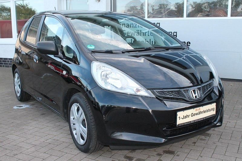 Schwarz Gebraucht 2013 Honda Jazz S Kleinwagen | 5.000 € (Etwas zu teuer) - Bild 1/3