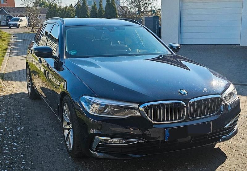 Gebraucht BMW 520 Performance 190 PS (139 kW) 2018 Blau Kombi
