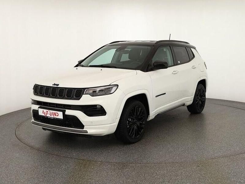 Weiß Gebraucht 2023 Jeep Compass SUV | 26.990 € (Guter Preis) - Bild 1/4